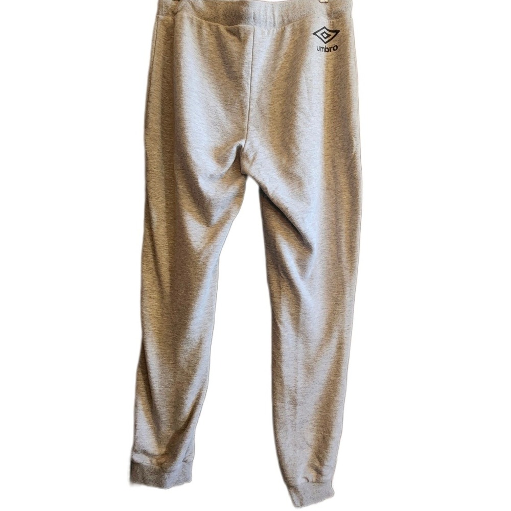 Like New Umbro Jogger Sweatpants Mens Medium Gray Blokecore Athletic Fleece Logo - Picture 2 of 12